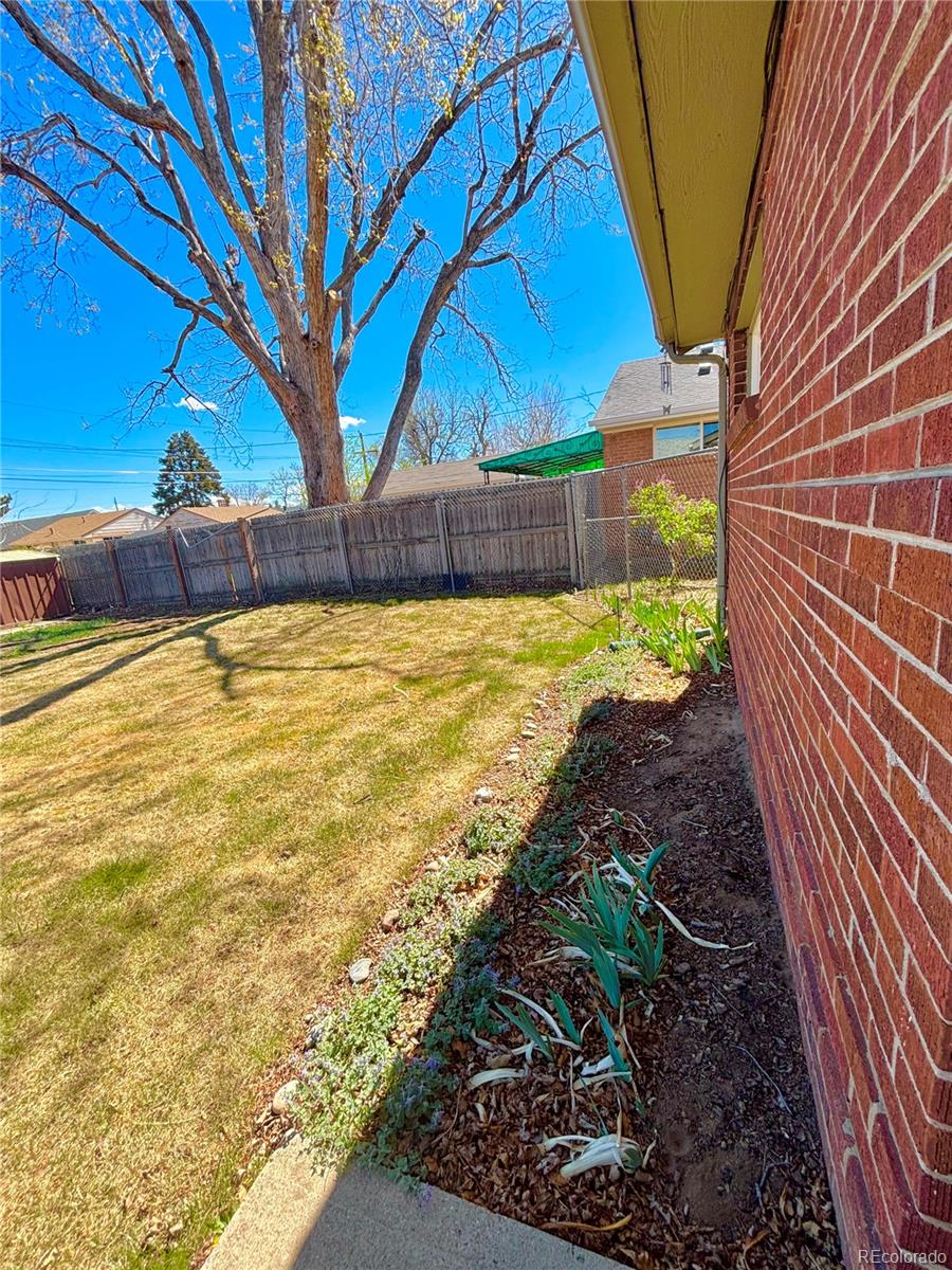 3556 Fairfax Street Denver CO 80207