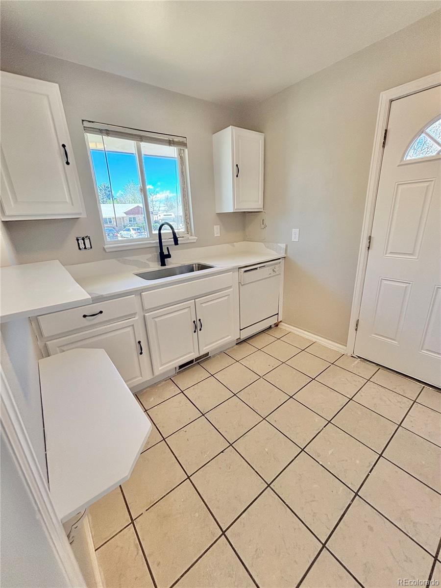 3556 Fairfax Street Denver CO 80207