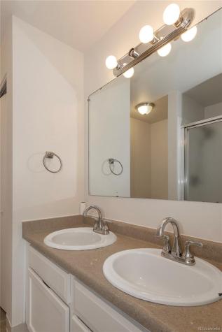 2280 S Oswego Way Aurora CO 80014