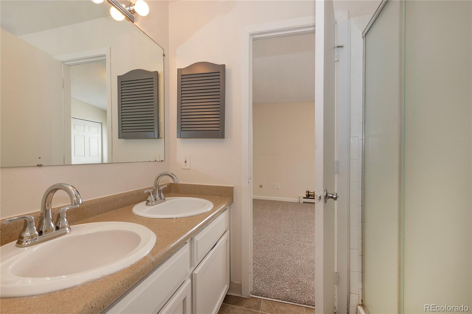 2280 S Oswego Way Aurora CO 80014
