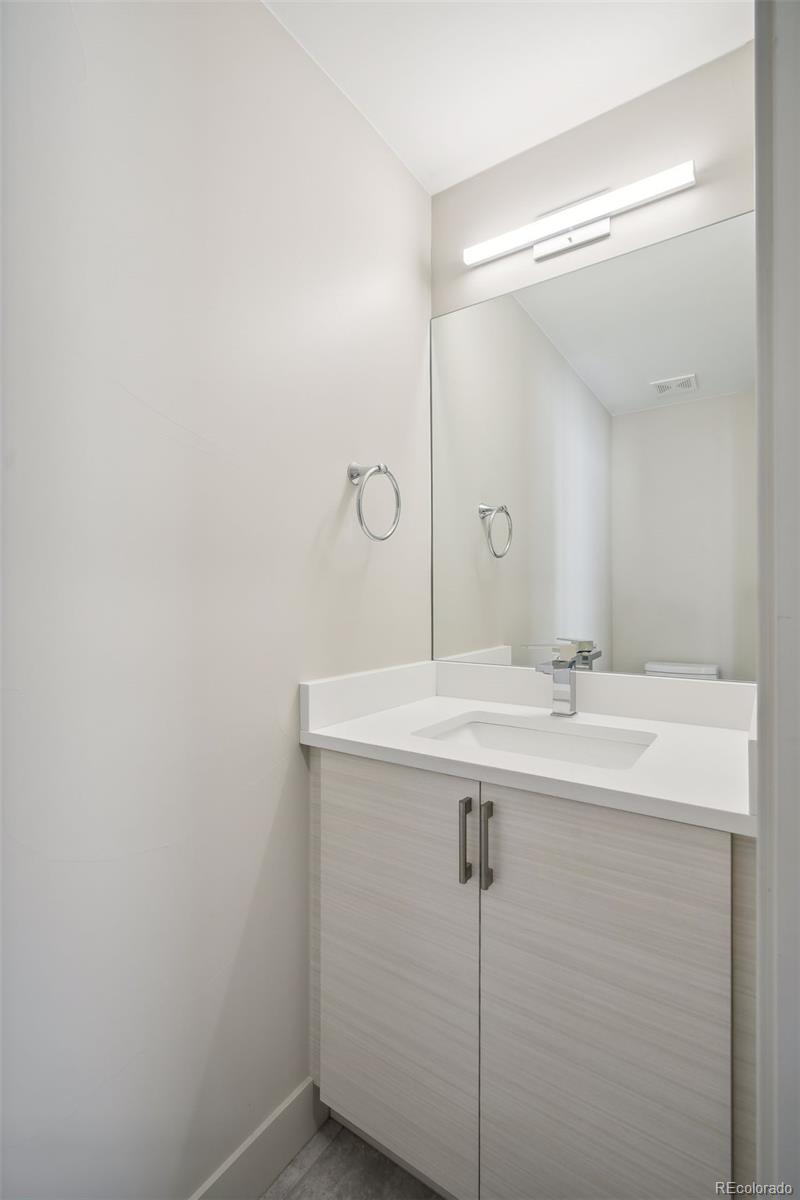 1386 Zenobia Street Denver CO 80204