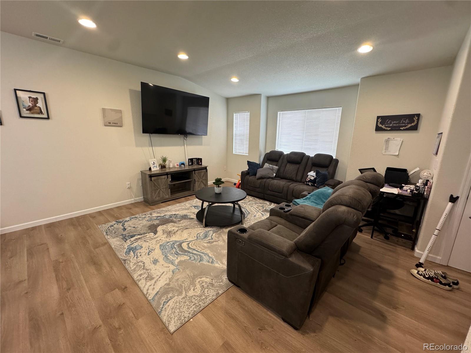 894 Petra Heights Colorado Springs CO 80916