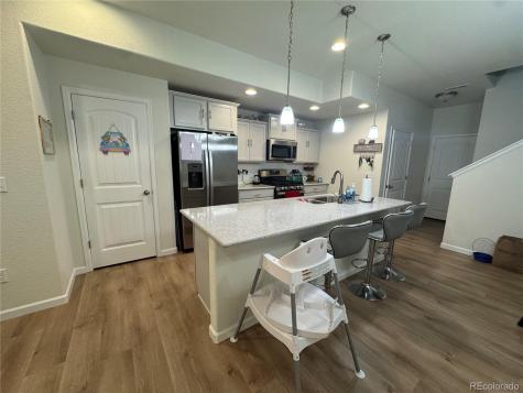 894 Petra Heights Colorado Springs CO 80916