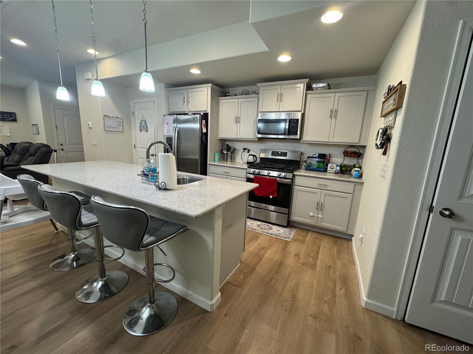 894 Petra Heights Colorado Springs CO 80916