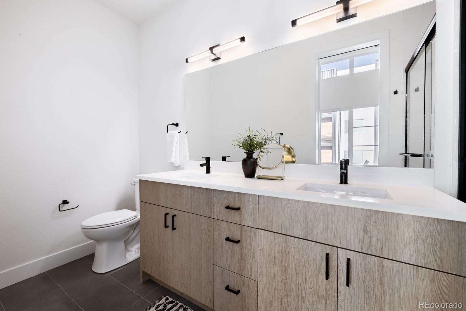 5231 N Eliot Street Denver CO 80221
