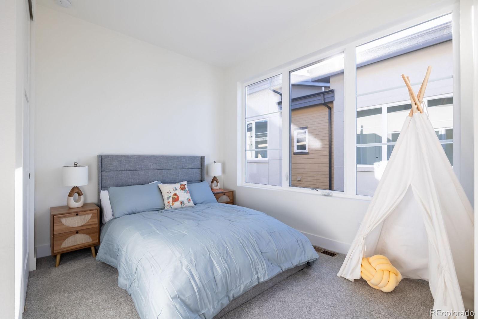 5231 N Eliot Street Denver CO 80221