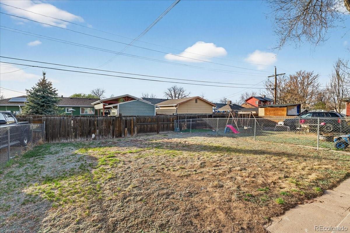 69 Del Mar Circle Aurora CO 80011