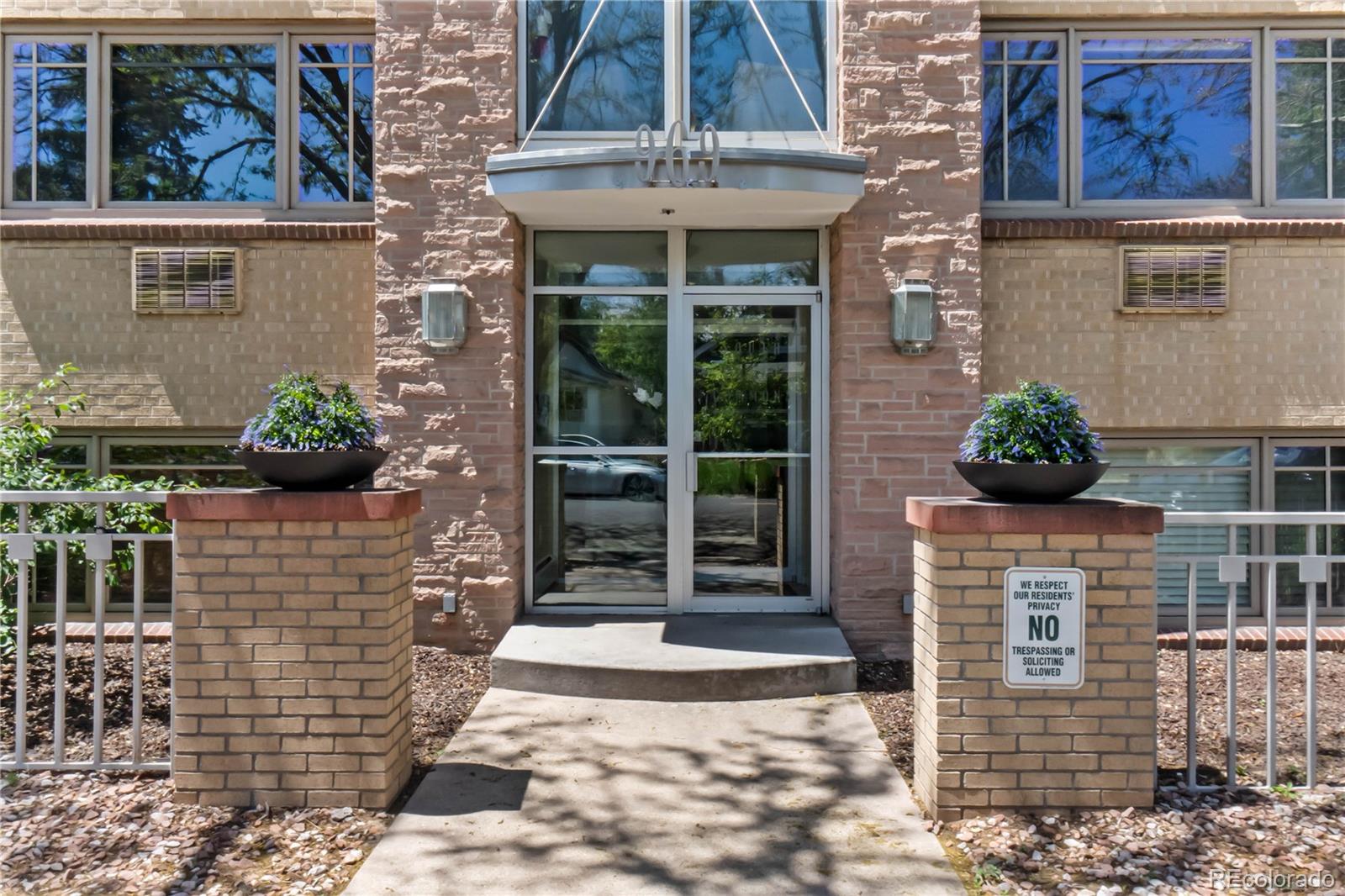 969 S Pearl Street Denver CO 80209