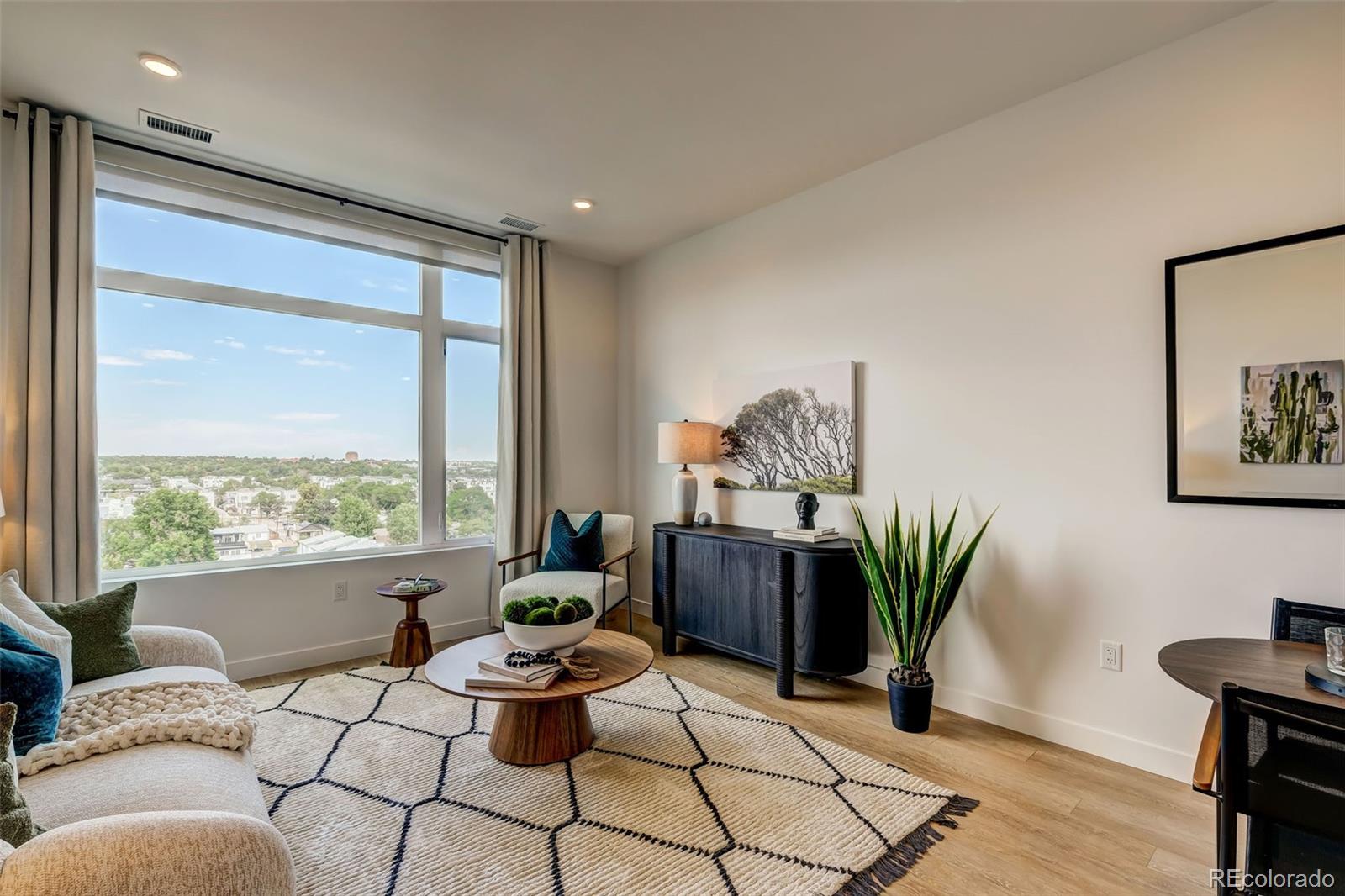 1521 Hooker Street Denver CO 80204