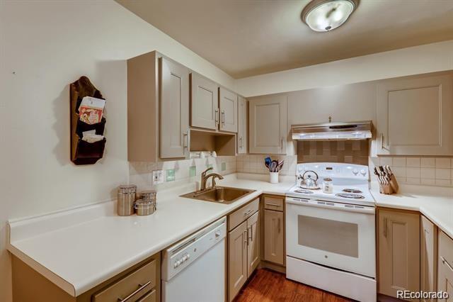 665 S Clinton Street Denver CO 80247