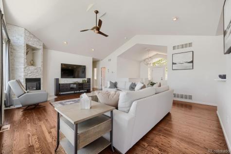 21037 E Nichols Parkway Aurora CO 80016