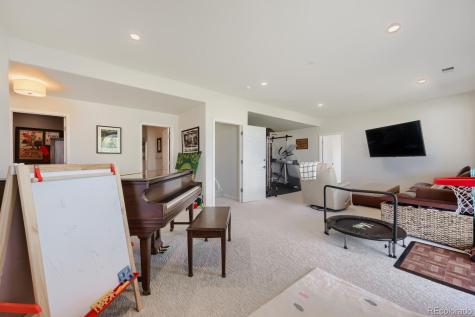 21037 E Nichols Parkway Aurora CO 80016