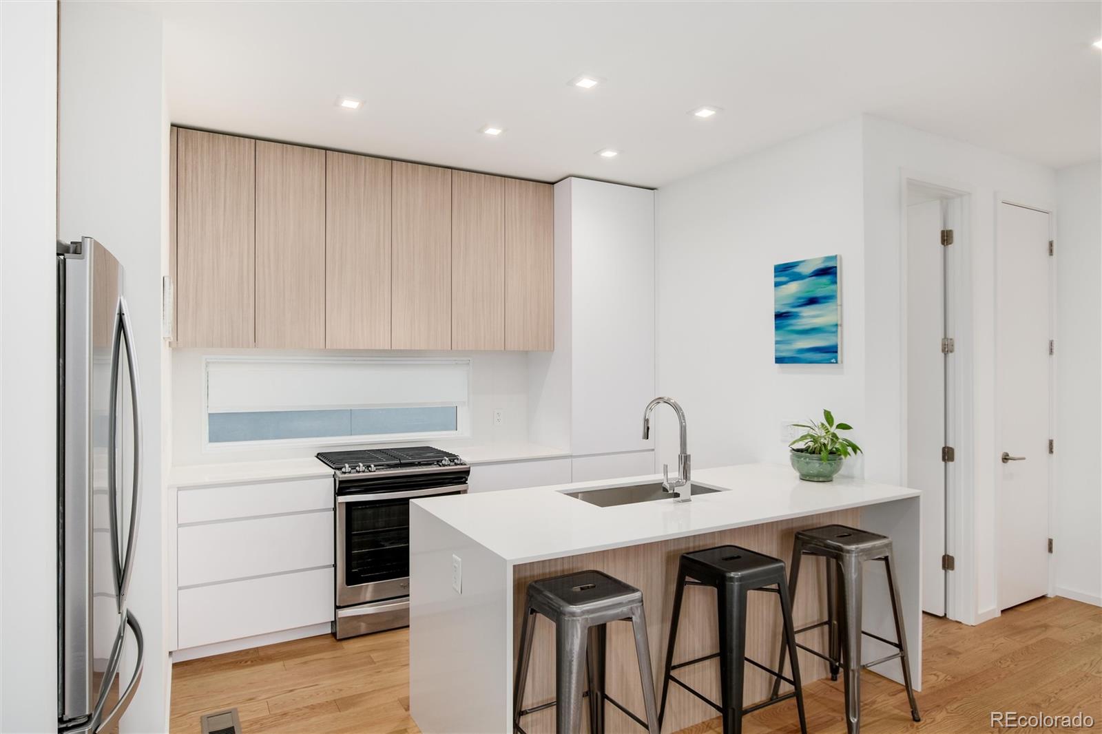 Denver CO, 2164 S Delaware Street