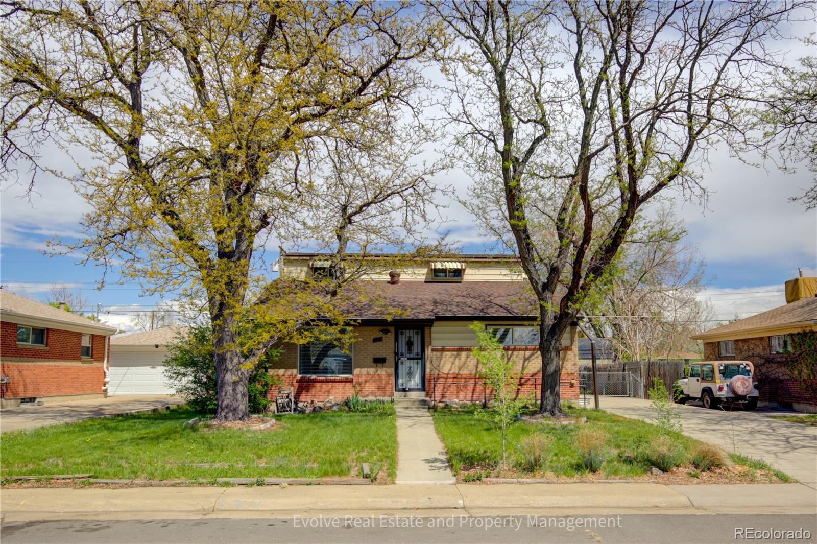 6900 Larsh Drive Denver CO 80221