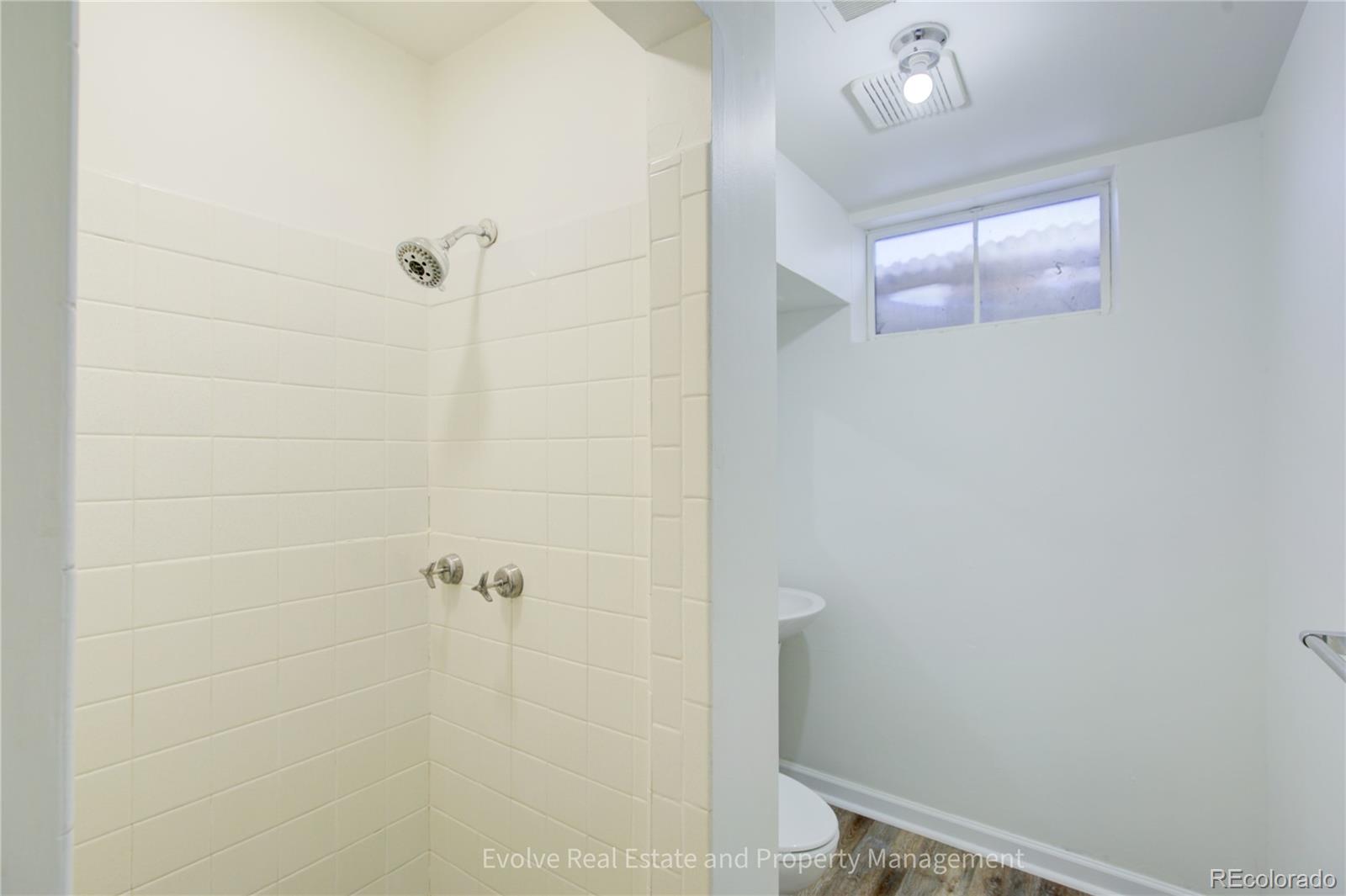 6900 Larsh Drive Denver CO 80221