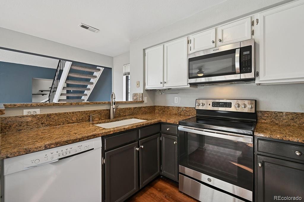 844 S Vance Street Lakewood CO 80226