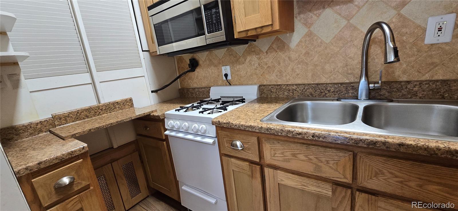 1002 Harmon Place Longmont CO 80501