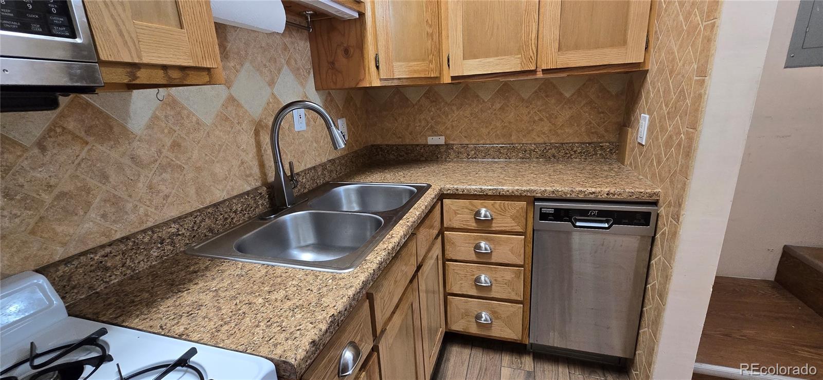 1002 Harmon Place Longmont CO 80501
