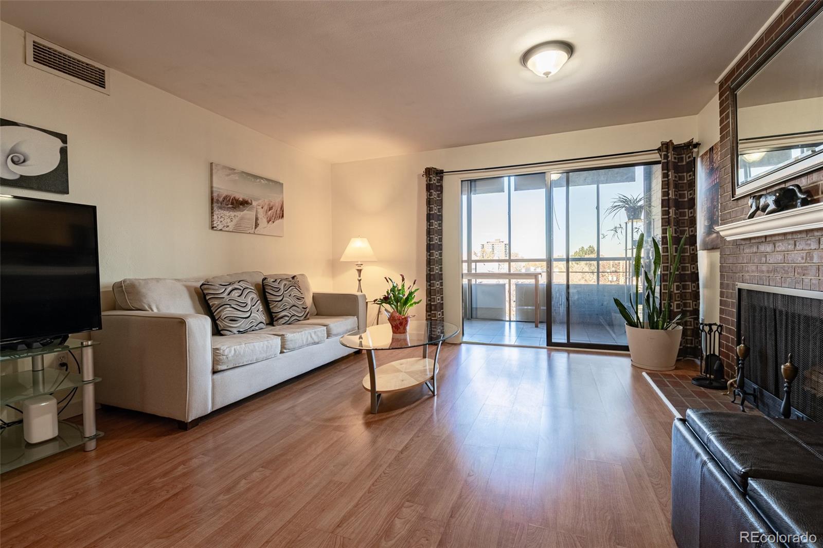 800 N Pearl Denver CO 80203