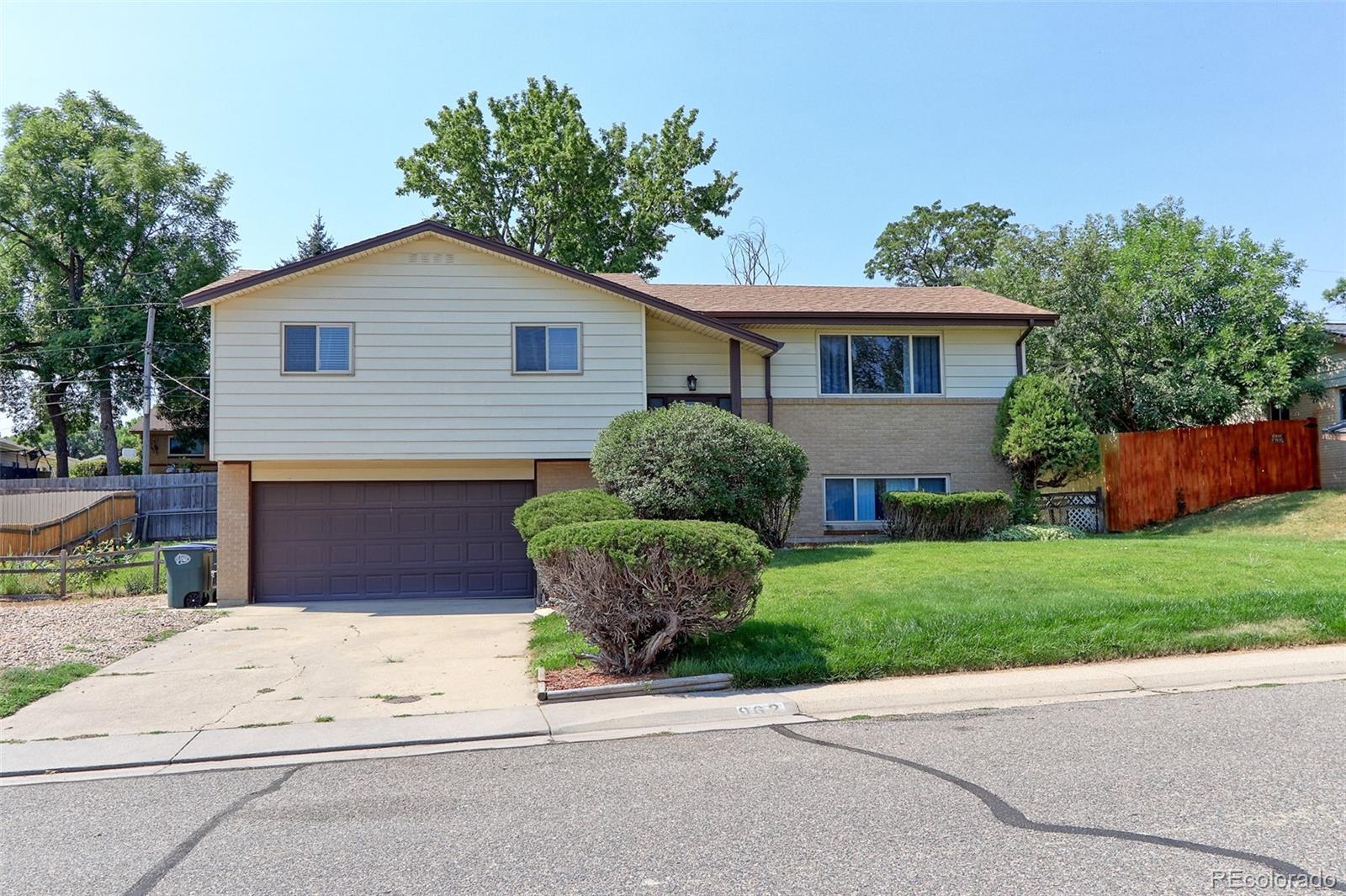 962 W 101st Avenue Northglenn CO 80260