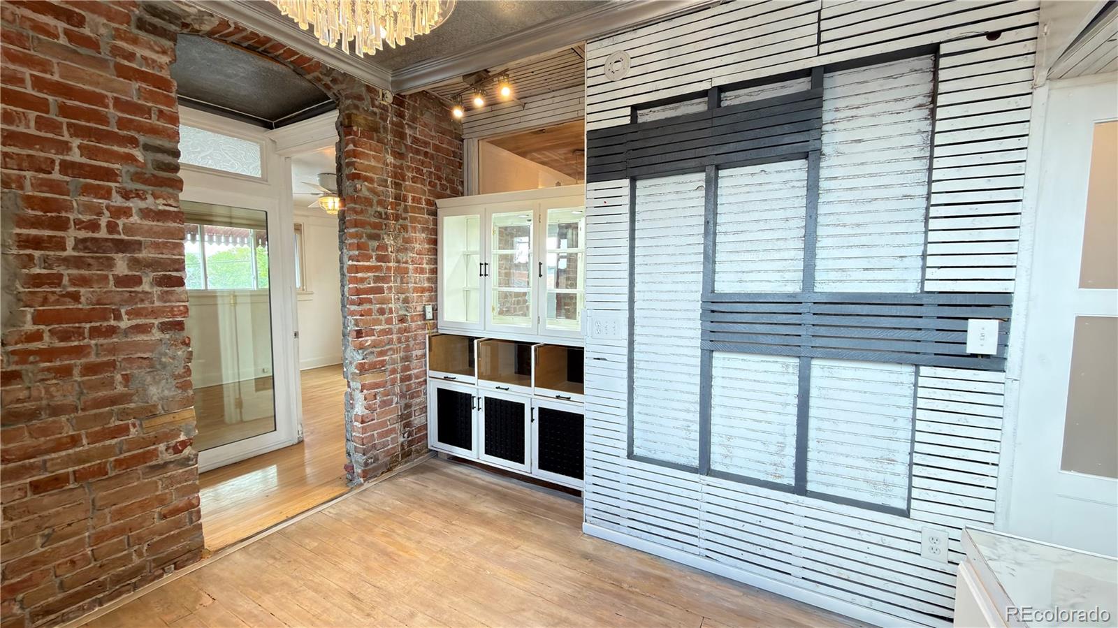 123 S Pennsylvania Street Denver CO 80209