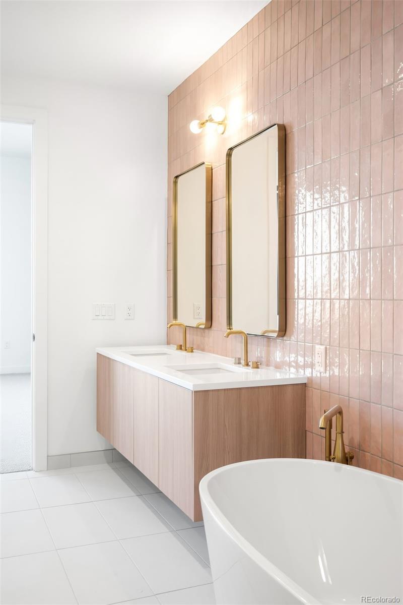 3520 Chestnut Place Denver CO 80216