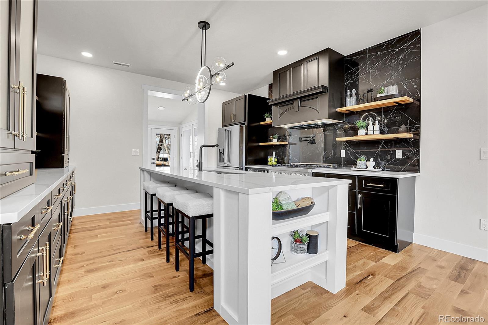 2827 Bellaire Street Denver CO 80207