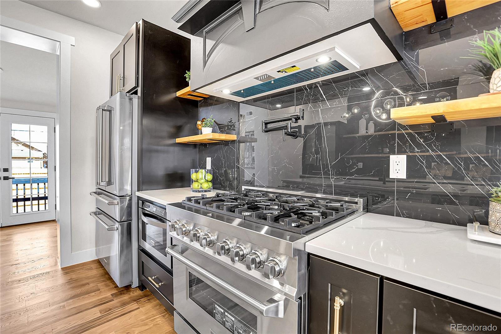 2827 Bellaire Street Denver CO 80207