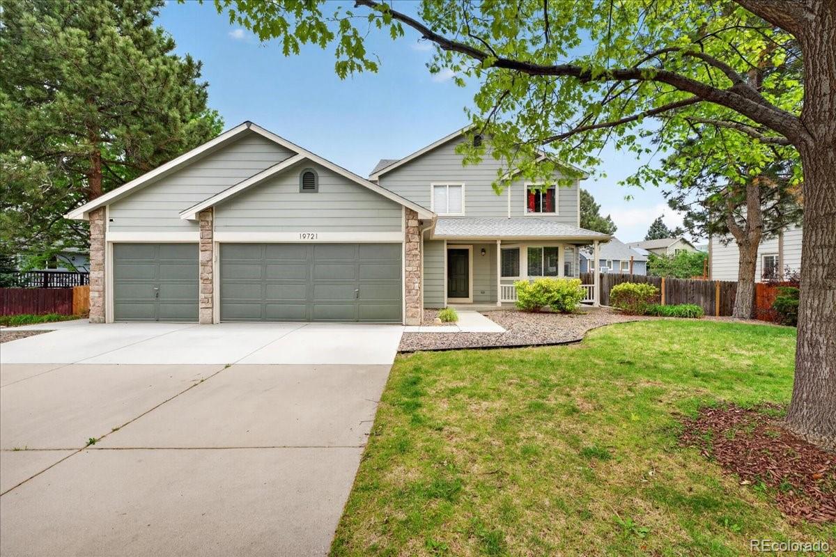 19721 E Stanford Drive Centennial CO 80015