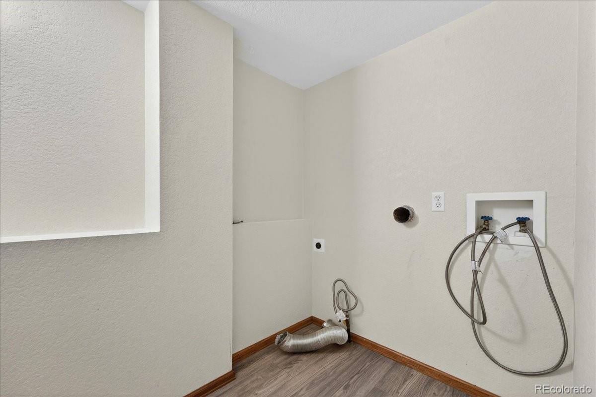 19721 E Stanford Drive Centennial CO 80015