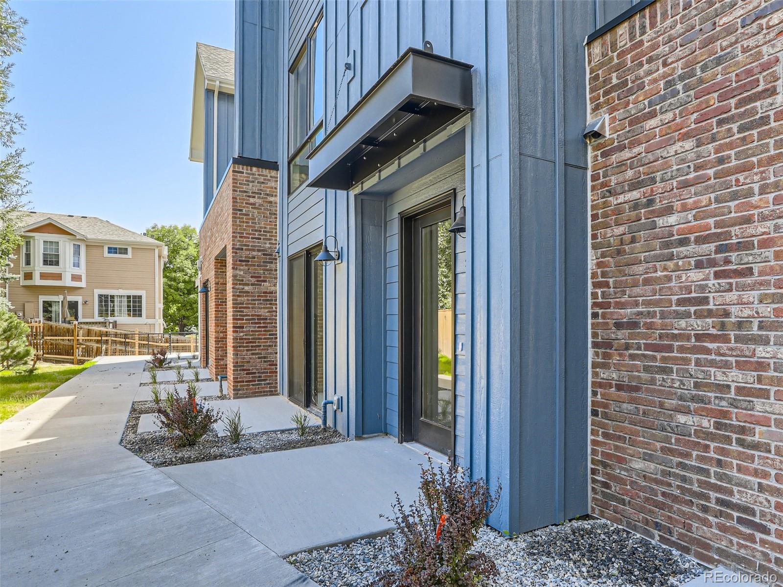 Arvada CO, 5352 Carr, Unit D