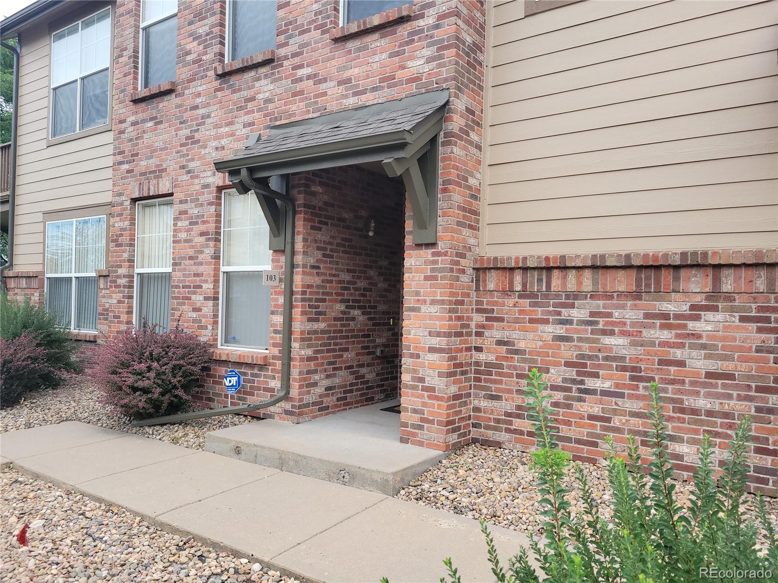 2260 S Vaughn Way Aurora CO 80014