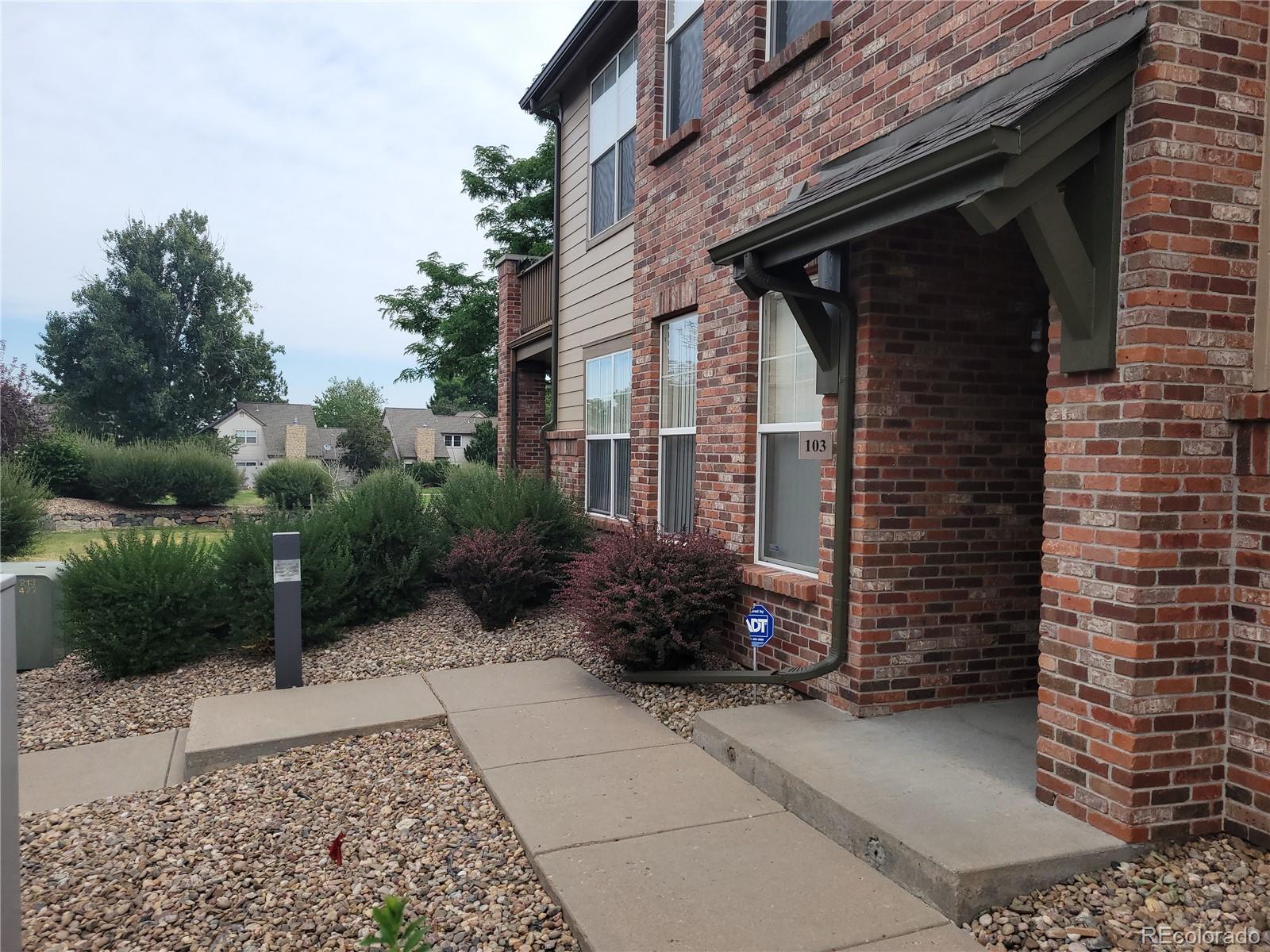 2260 S Vaughn Way Aurora CO 80014