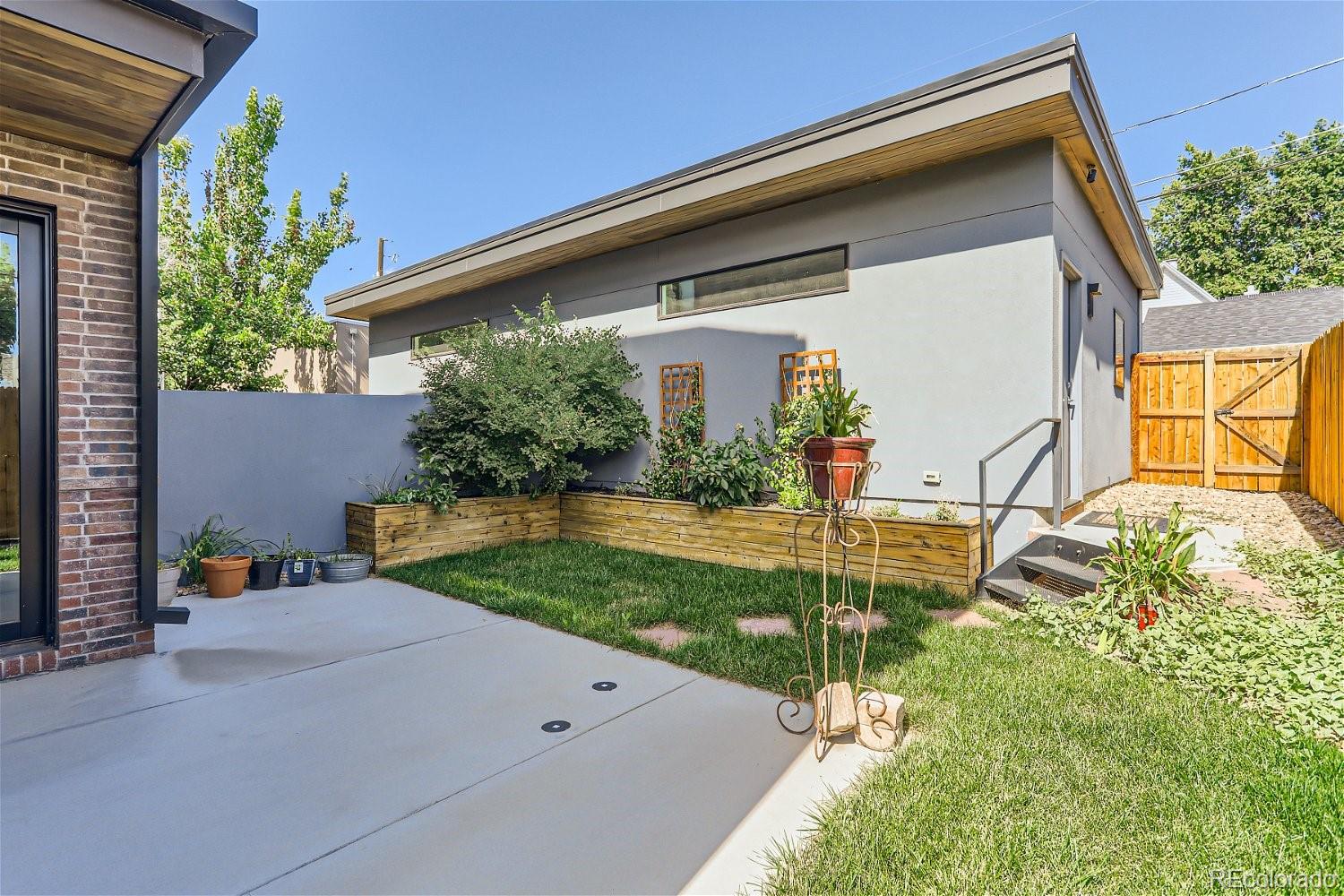 1634 S Grant Street Denver CO 80210