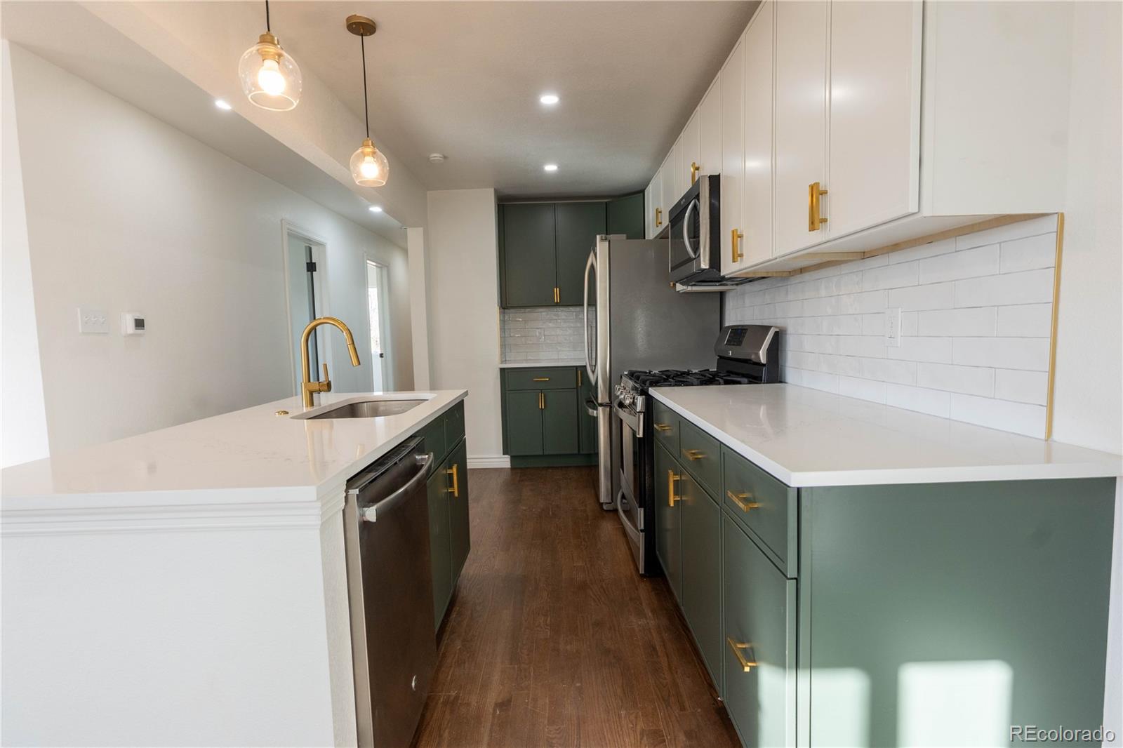 6446 Monaco Street Commerce City CO 80022
