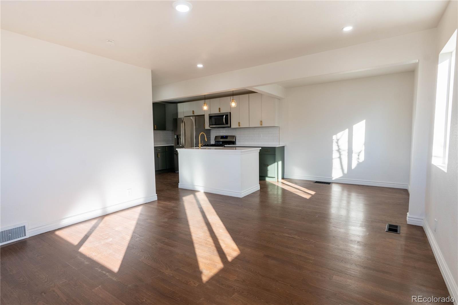 6446 Monaco Street Commerce City CO 80022