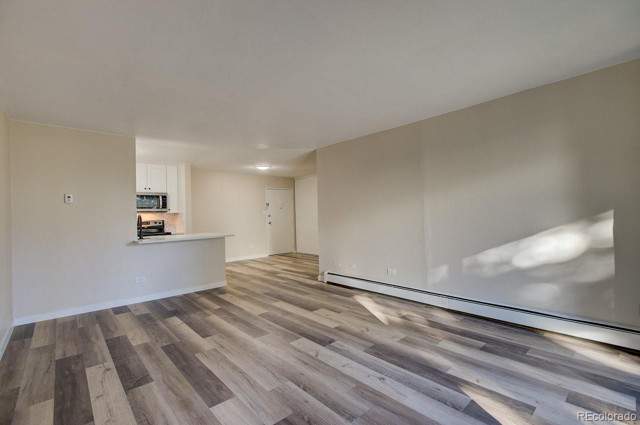 2231 S Vaughn Way Aurora CO 80014