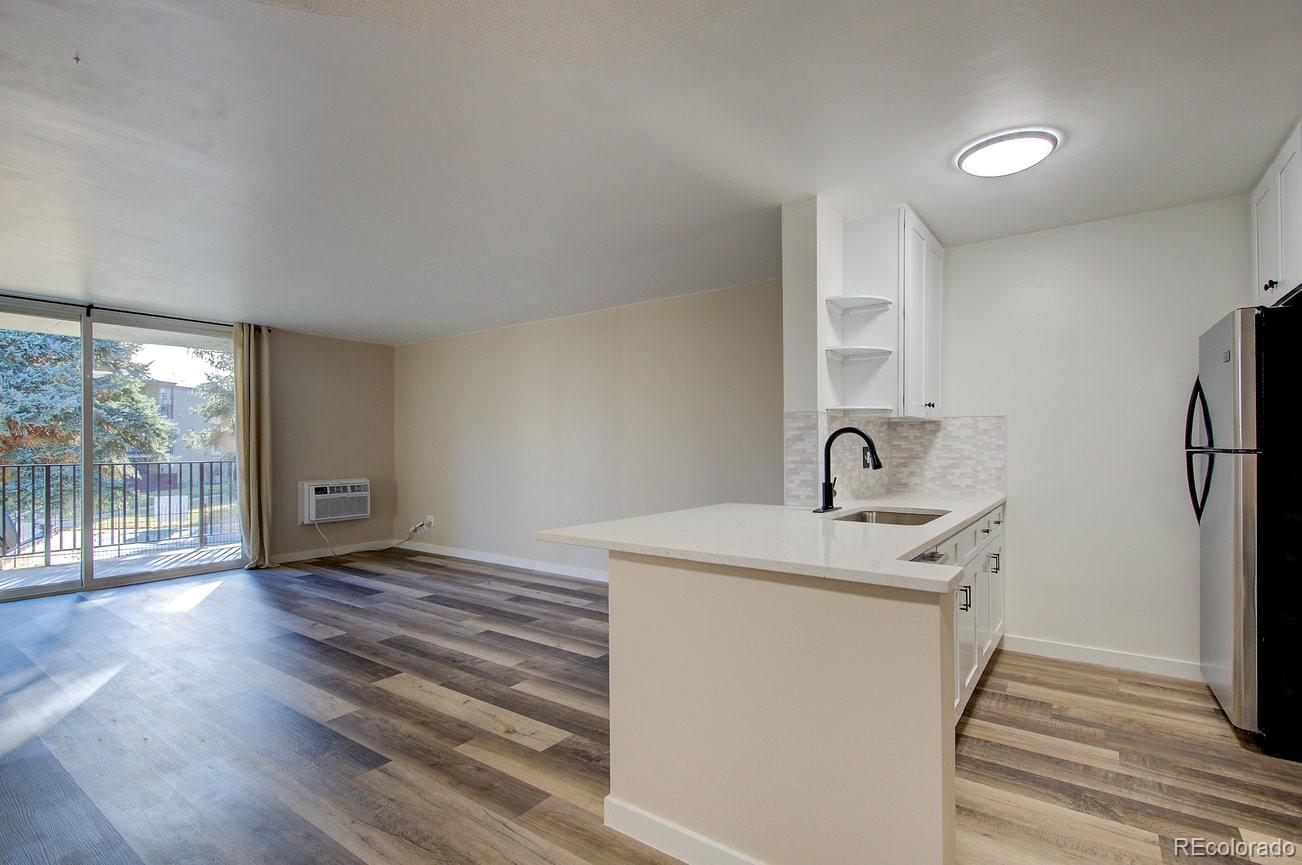 2231 S Vaughn Way Aurora CO 80014