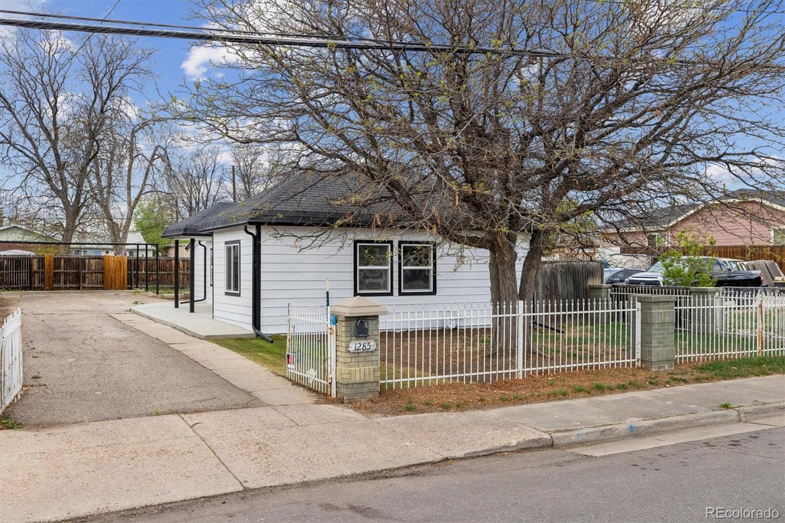 1285 S Irving Street Denver CO 80219