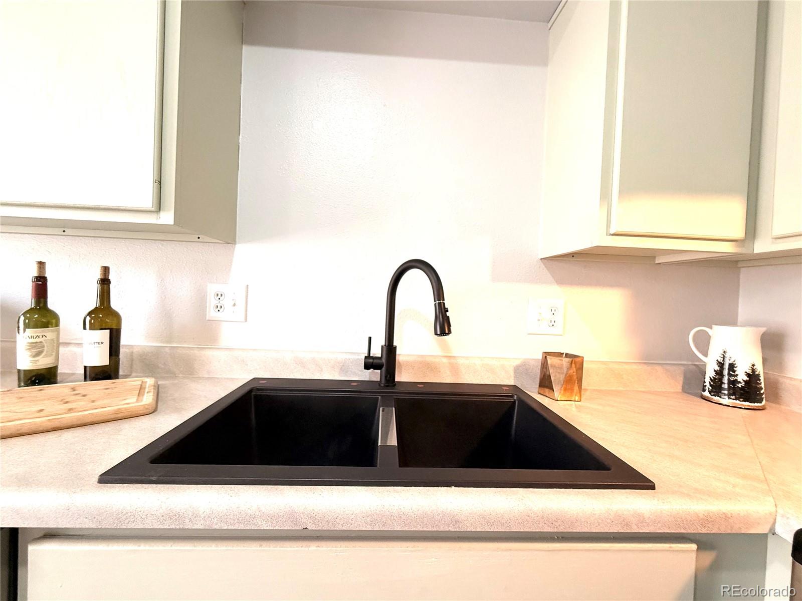 531 S Angus Pueblo West CO 81007