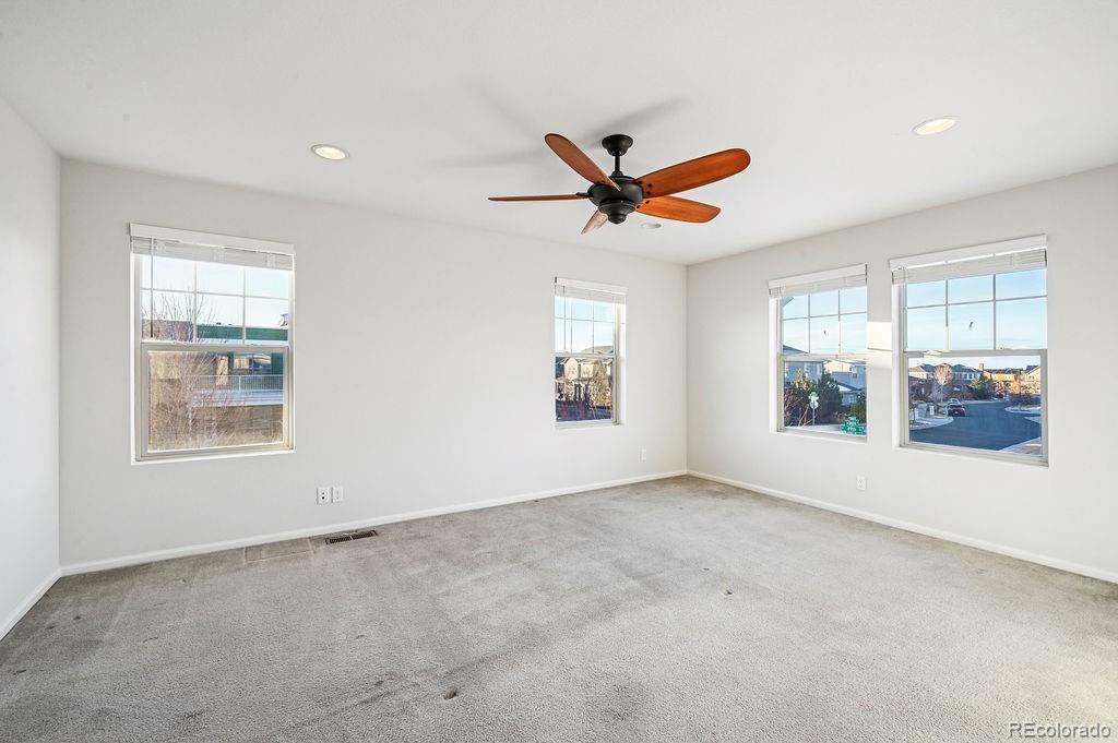 8002 E 49th Place Denver CO 80238