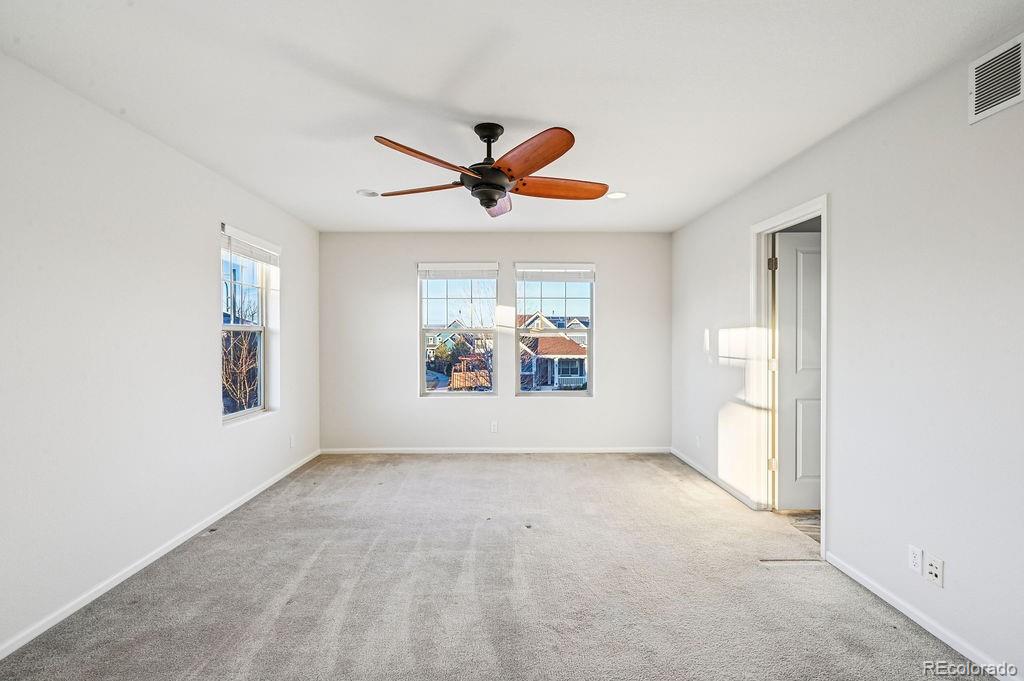 8002 E 49th Place Denver CO 80238