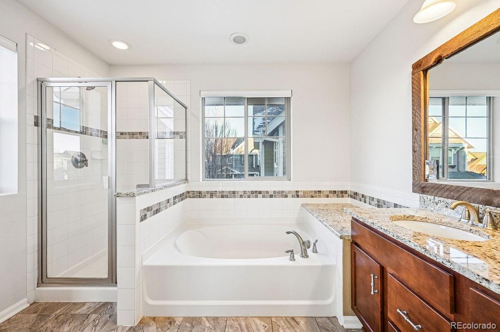 8002 E 49th Place Denver CO 80238