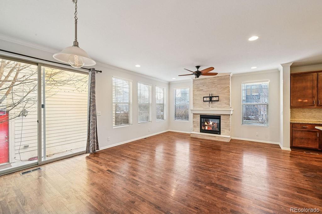 8002 E 49th Place Denver CO 80238