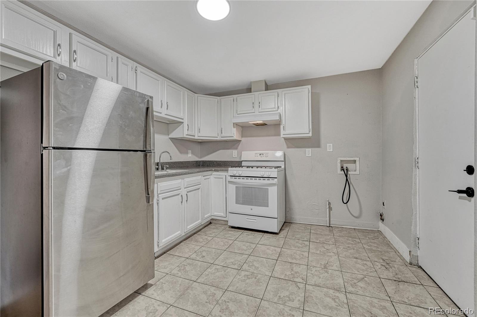 1158 S Navajo Street Denver CO 80223