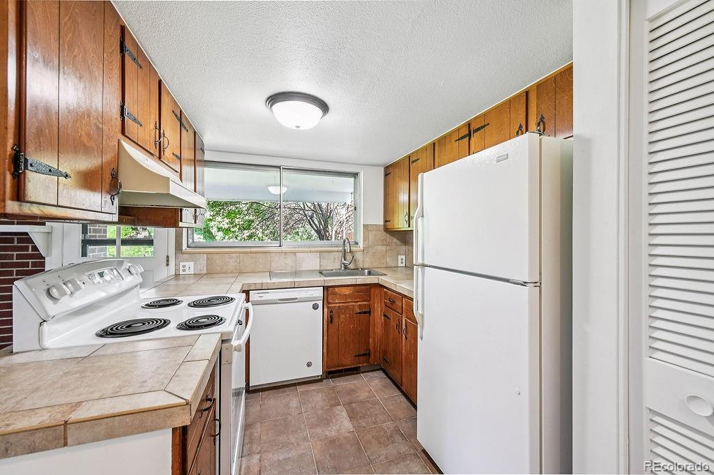 6741 E Ithaca Place Denver CO 80237