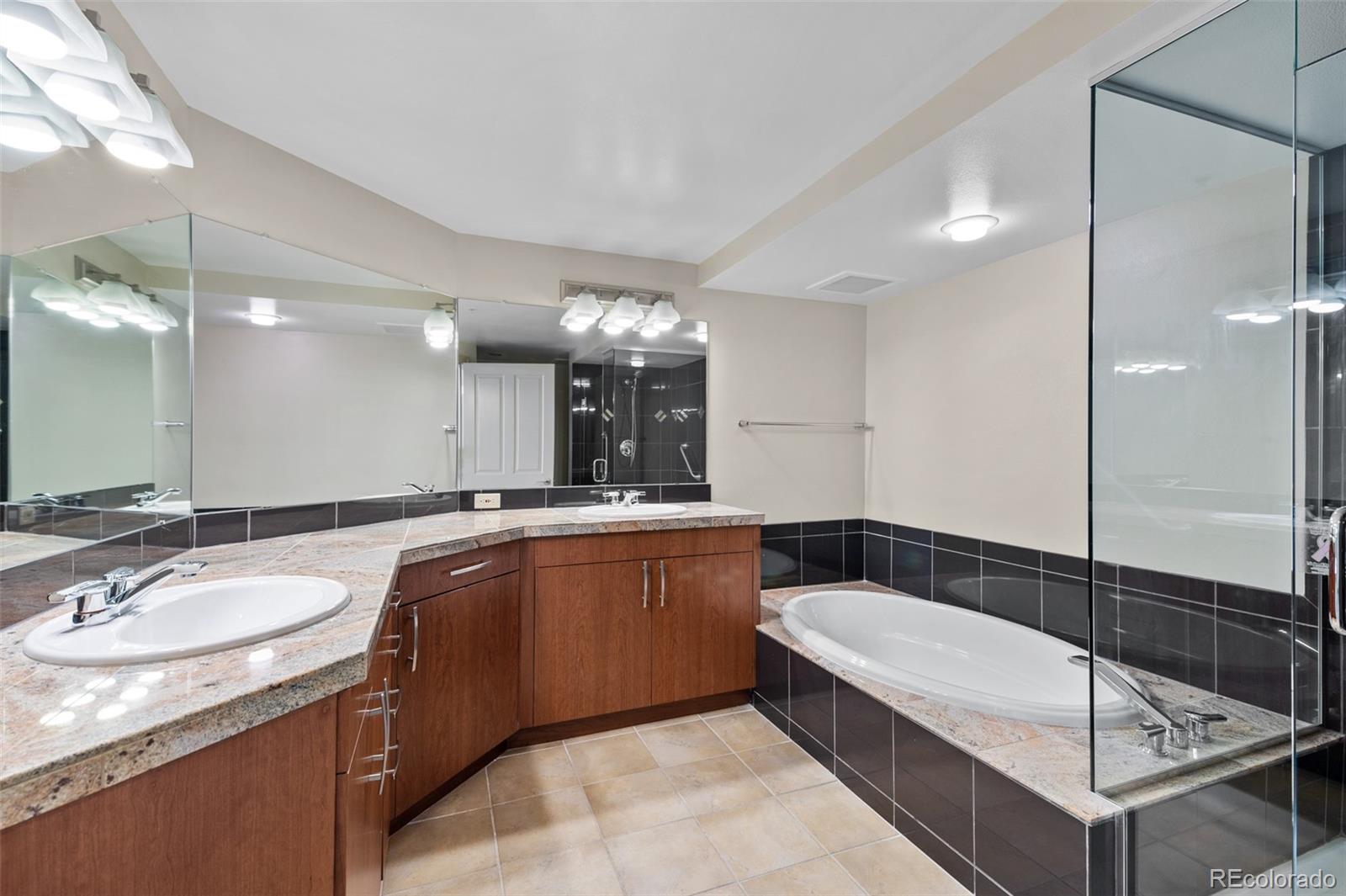 8100 E Union Avenue Denver CO 80237