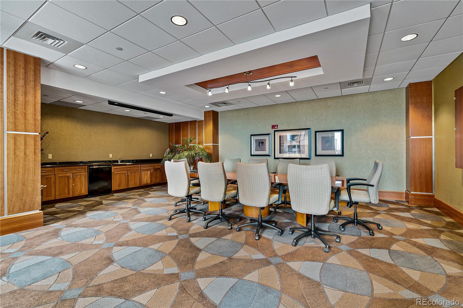 8100 E Union Avenue Denver CO 80237