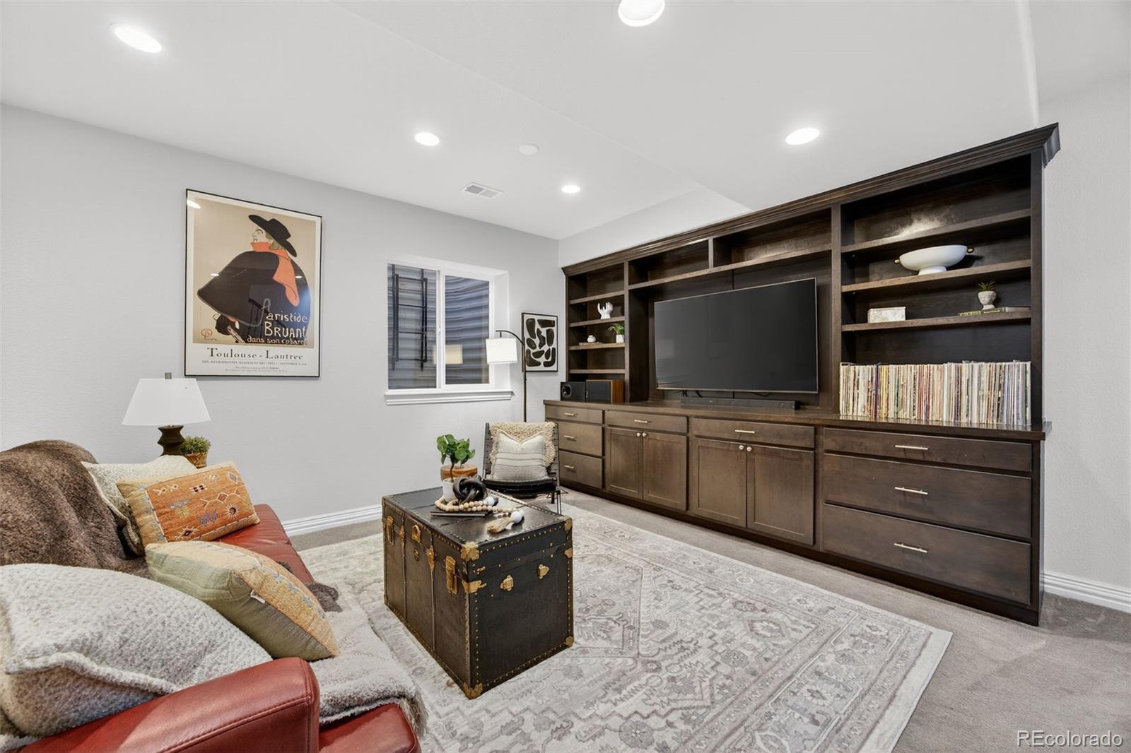 2933 Lawrence Street Denver CO 80205