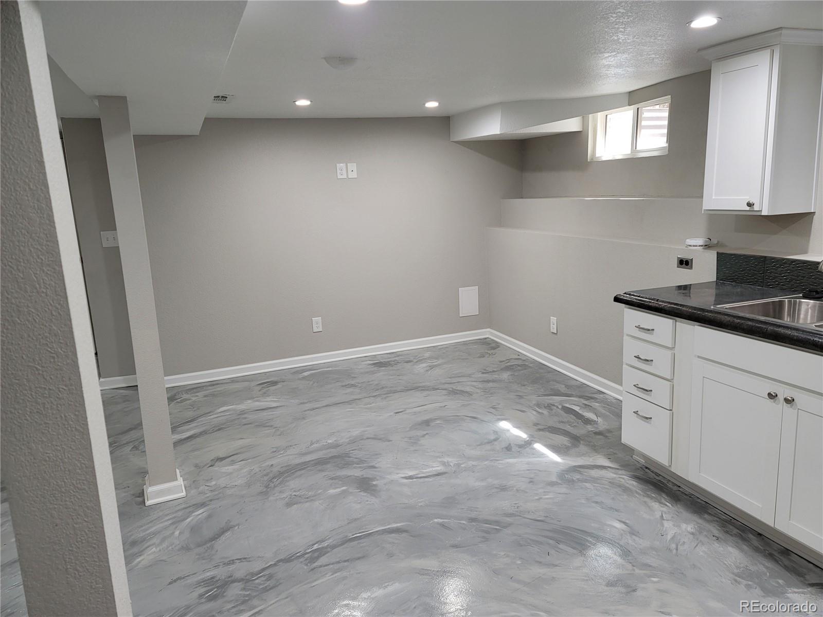 2834 Curtis Street Denver CO 80205